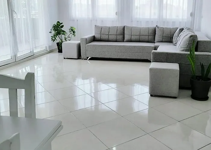 With Breathtaking View Just 10 Mins From The Center Accommodatie bij particulieren